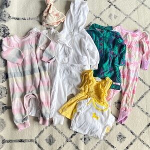 6-12 months baby girl outfit lot gap carters ruffle butts Christmas dress